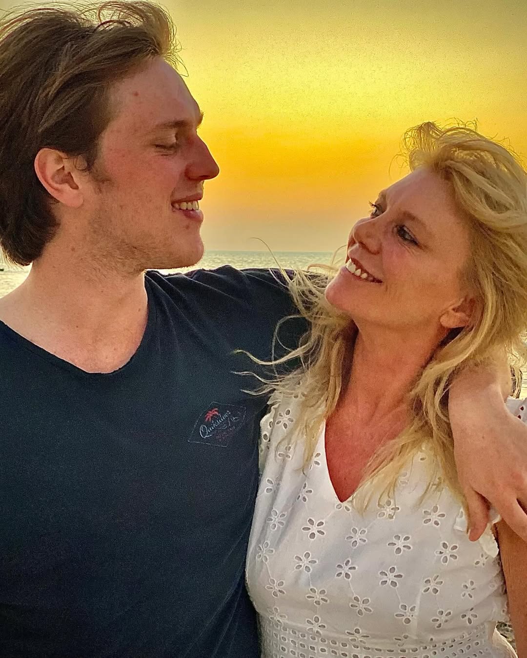 Фото/изображение с Телесериал.com